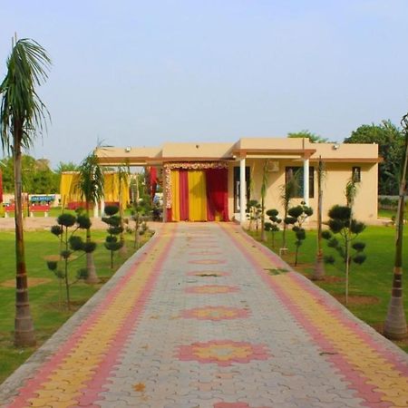 Villa Wedlock Farms - Events Venue Gurgaon Esterno foto